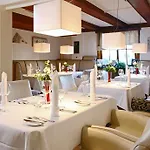Romantik Hotel Neuhaus 